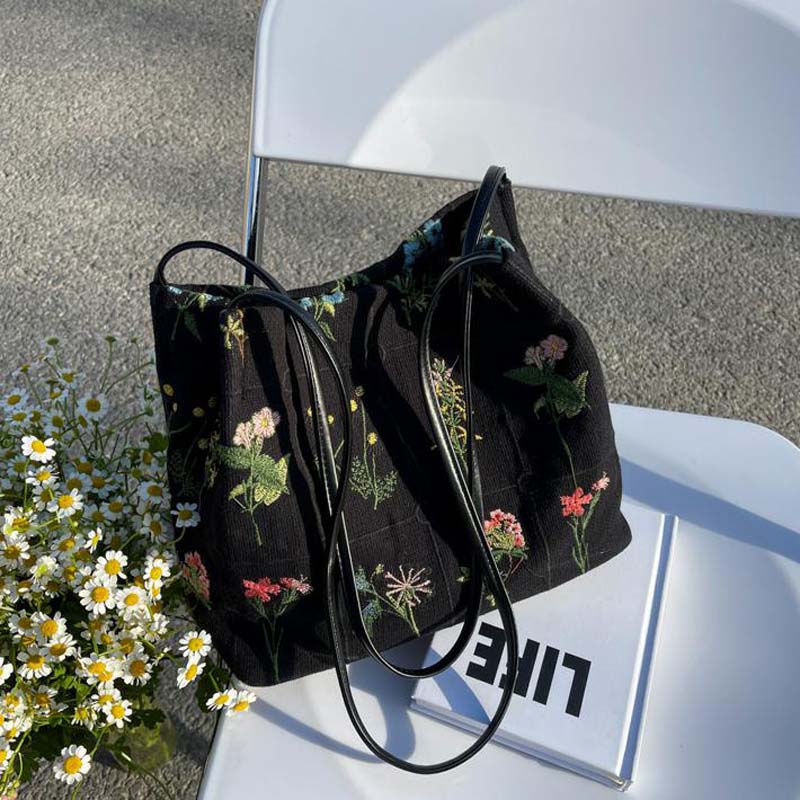 Vintage Flower Embroidery Bag