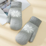 Warm Snowflake Gloves