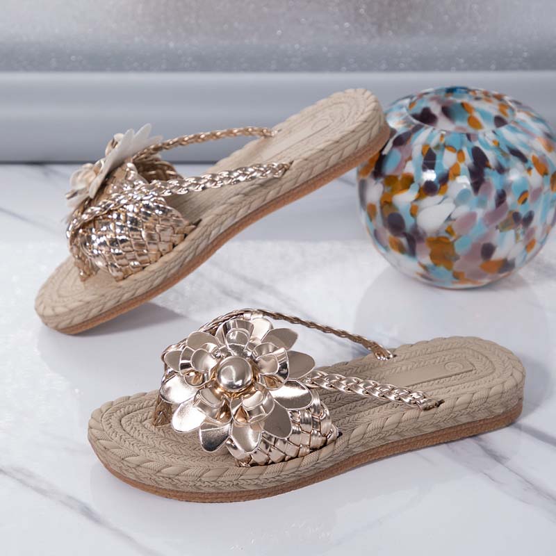 3D Floral Decorative Flat Slippers