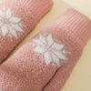 Warm Snowflake Gloves